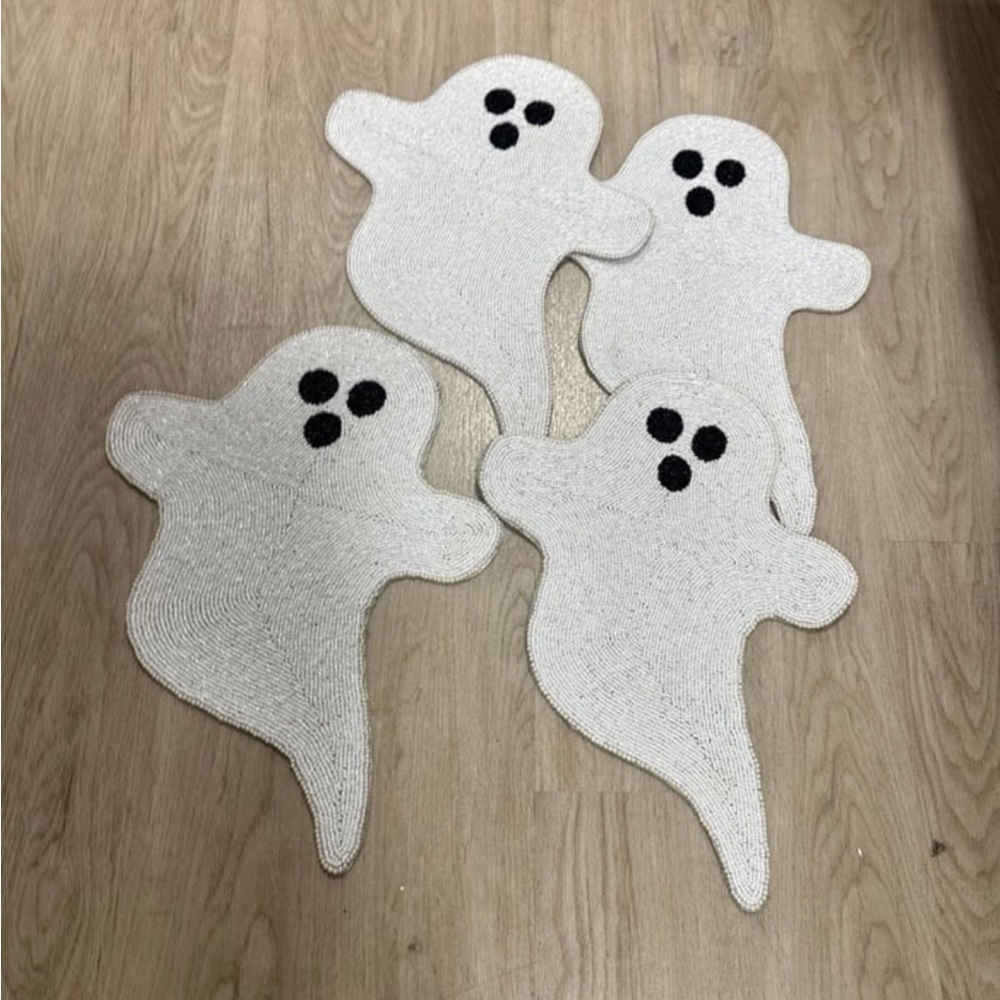 Set of 4 Max Studio Halloween Ghost Beaded Placemat Charger 17” NEW